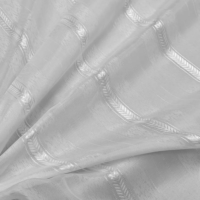 Strip Sheer White & Silver.