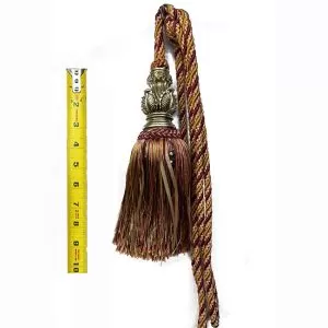 Single small tassel 9"