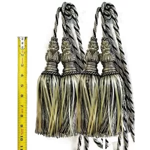 double Tassel black & white