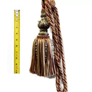 Single small tassel 10"