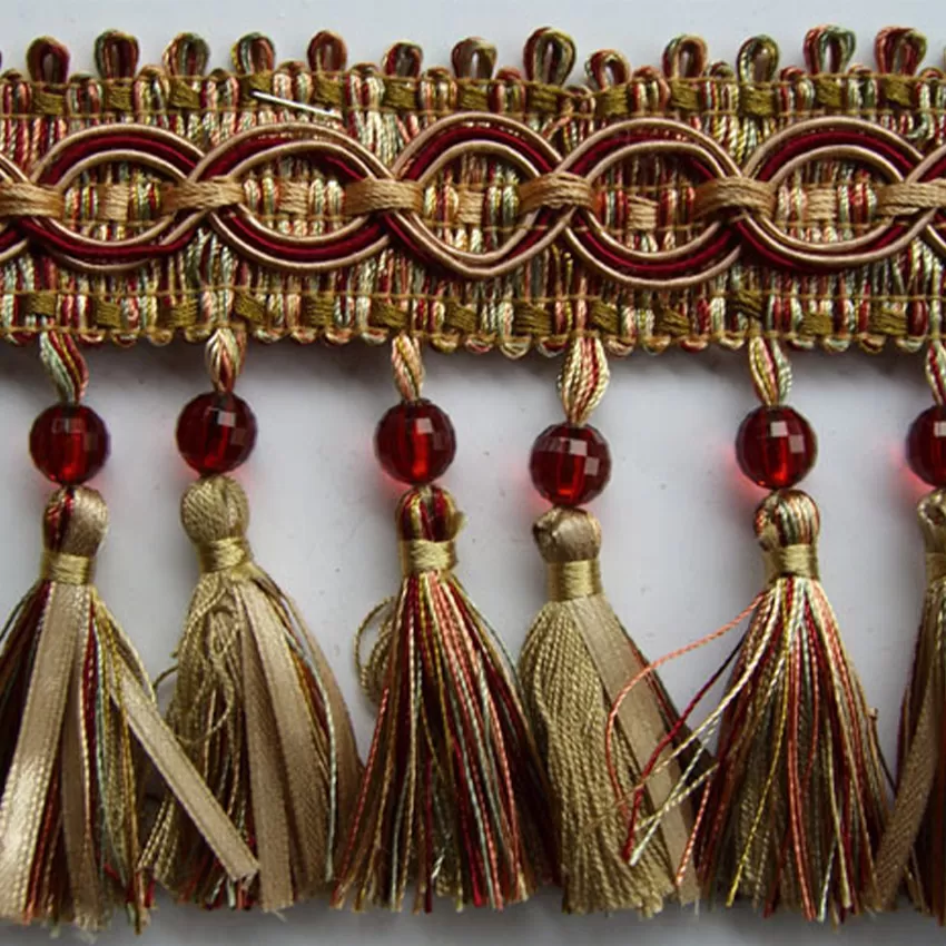 tassel trim red & white