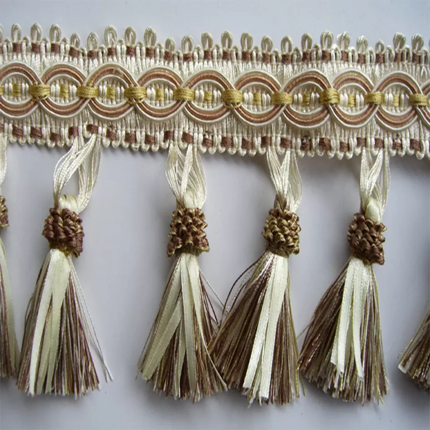 white tassel trim 2